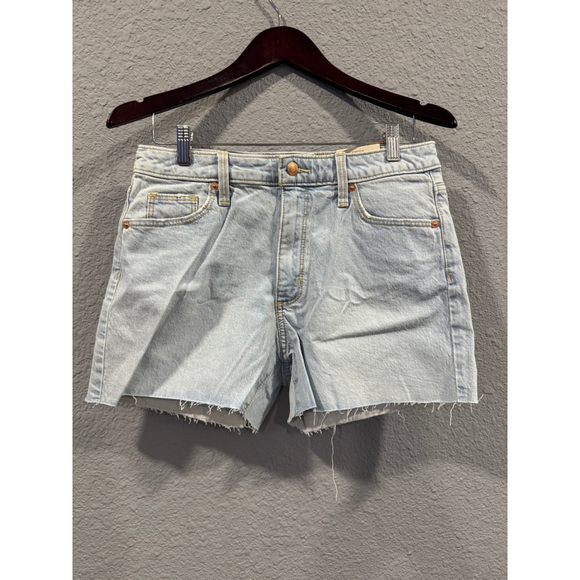 Universal Thread Vintage Midi Denim Shorts | Size 8 | Light Wash Raw Hem | NWT - Picture 1 of 5
